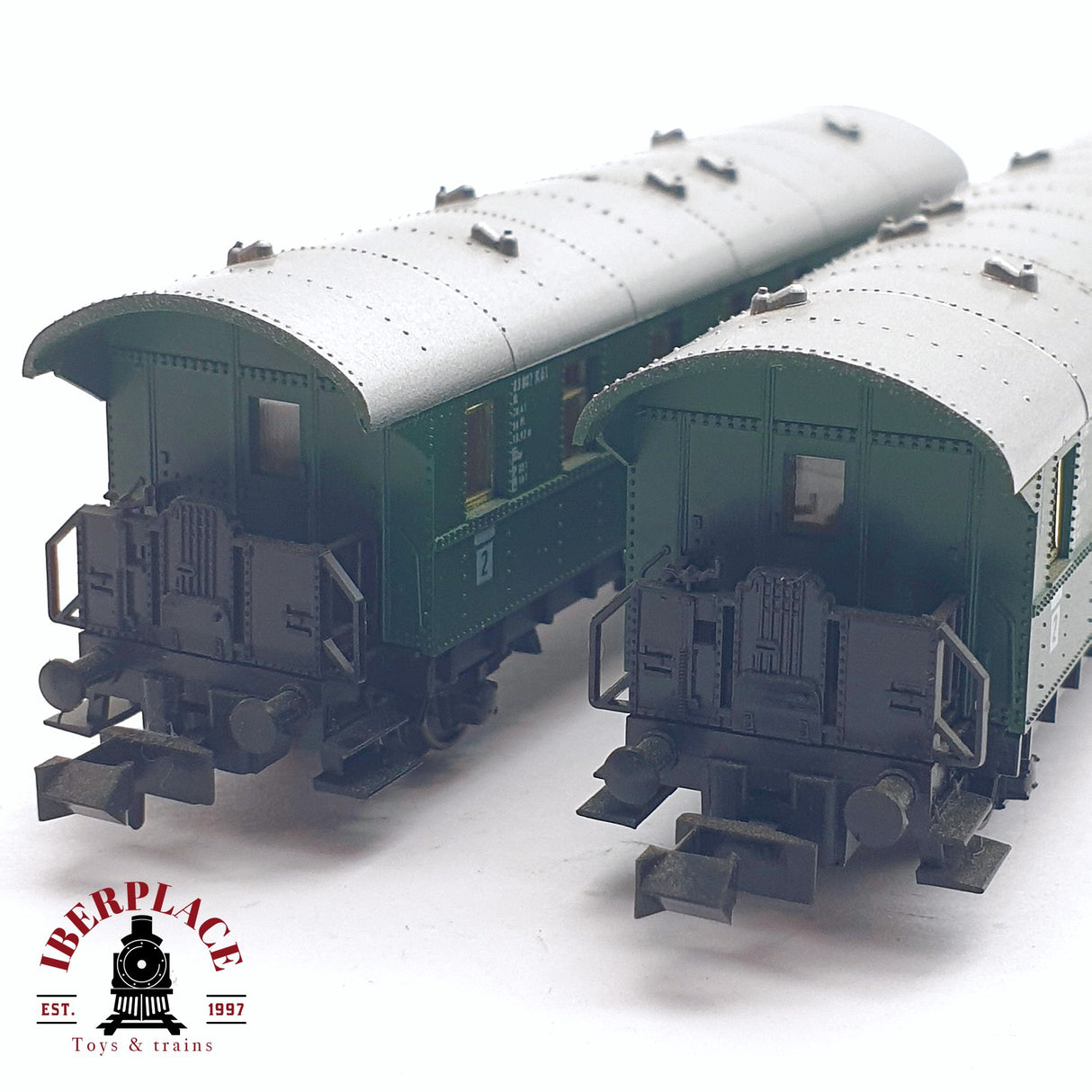 ♻️ 2da mano - 2x Fleischmann 8062 vagón pasajeros DB clase 2 N escala 1:160