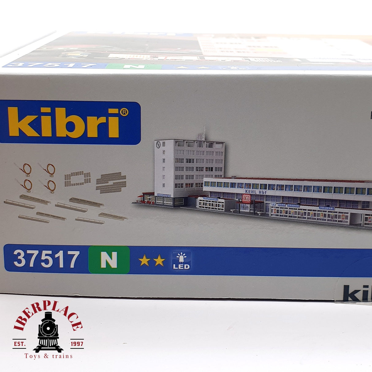 ♻️ Segunda mano - Kibri 37517 Estación de tren con iluminación interior N escala 1:160