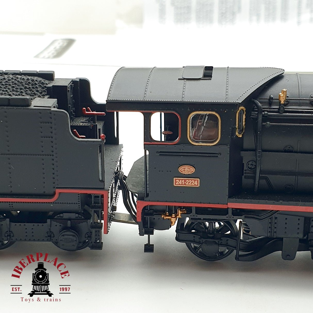 ♻️ DC IBERTREN 4101S Locomotora RENFE serie 2200 H0 escala 1:87 A28