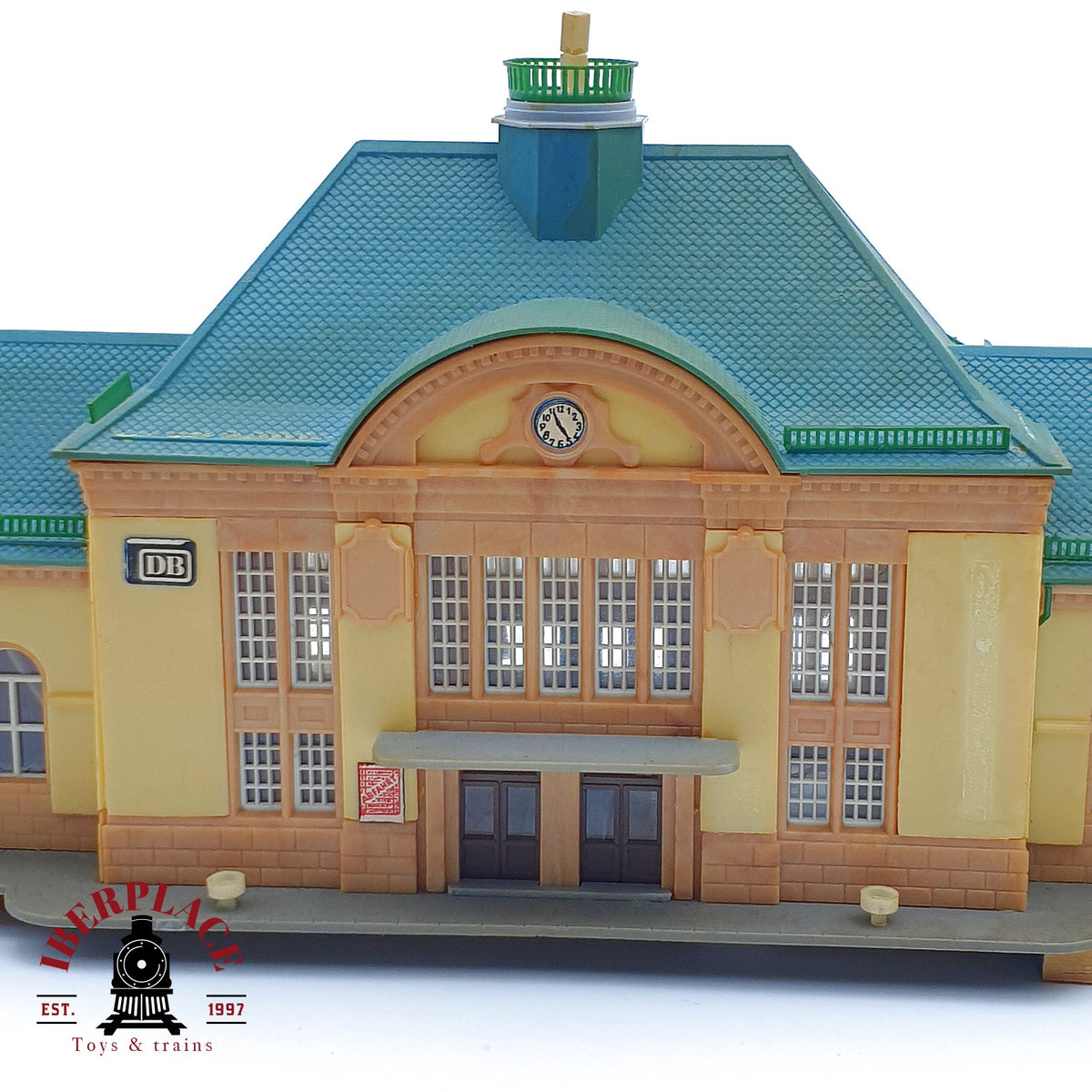 ♻️🚂 Kibri estación de tren edificio central escala Z 1:220