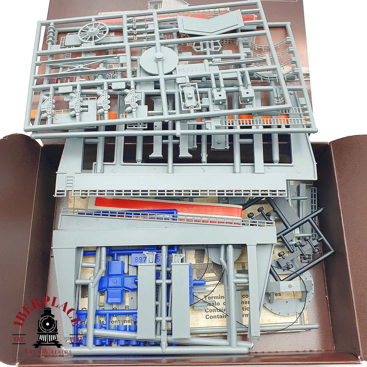 ♻️✨ Marklin 8972 kit grua de contenedores terminal carga escala Z 1:220