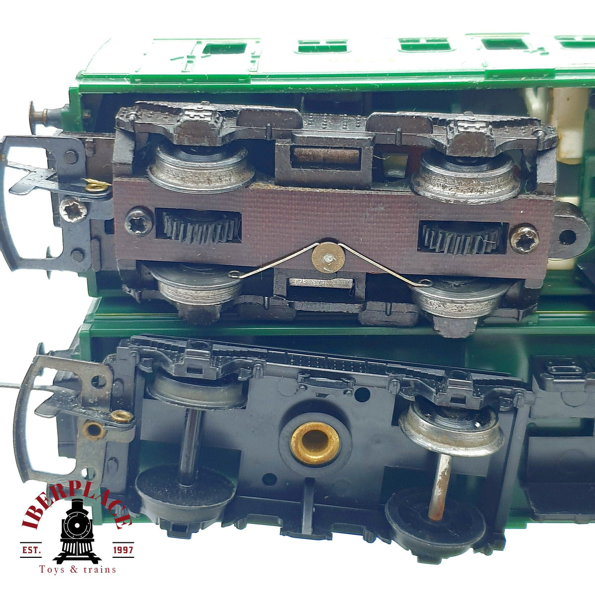 ♻️ 🚂 Hornby OO H0 DMU Class 101 automotor 3 piezas BR Green M79079 Escala H0 1:87