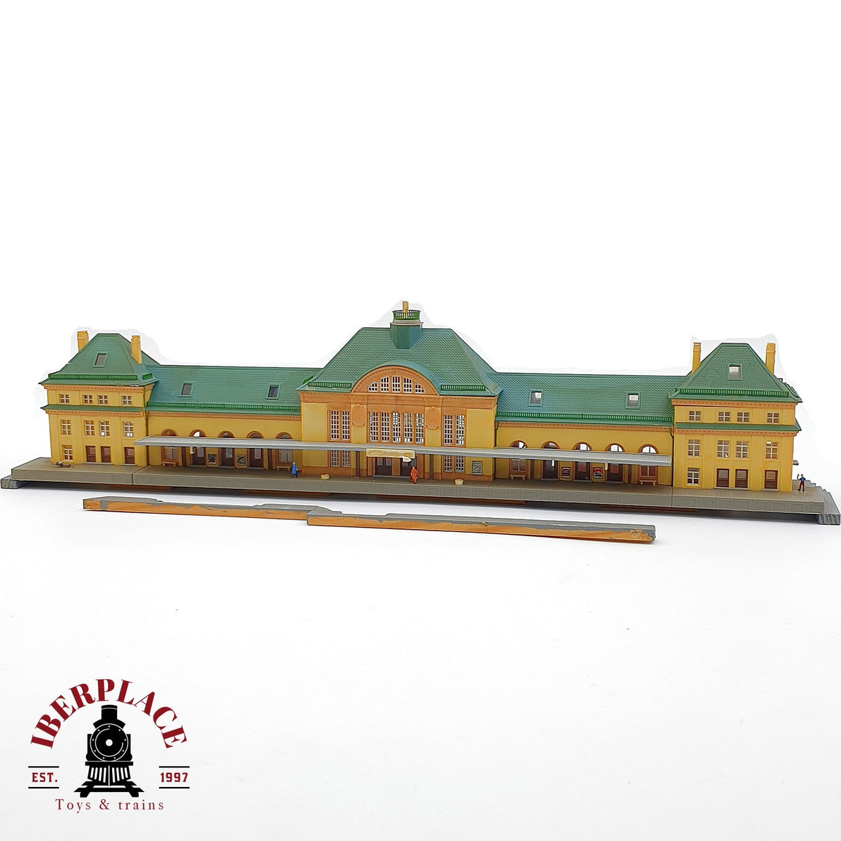 ♻️🚂 Kibri estación de tren edificio central escala Z 1:220