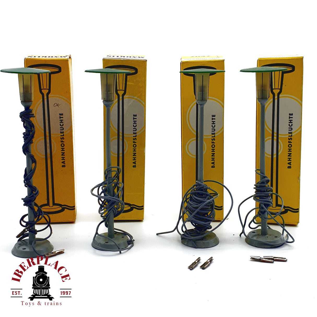 ♻️ 4x Märklin 7047 Farolas de estación H0 escala 1:87 E20 3/3
