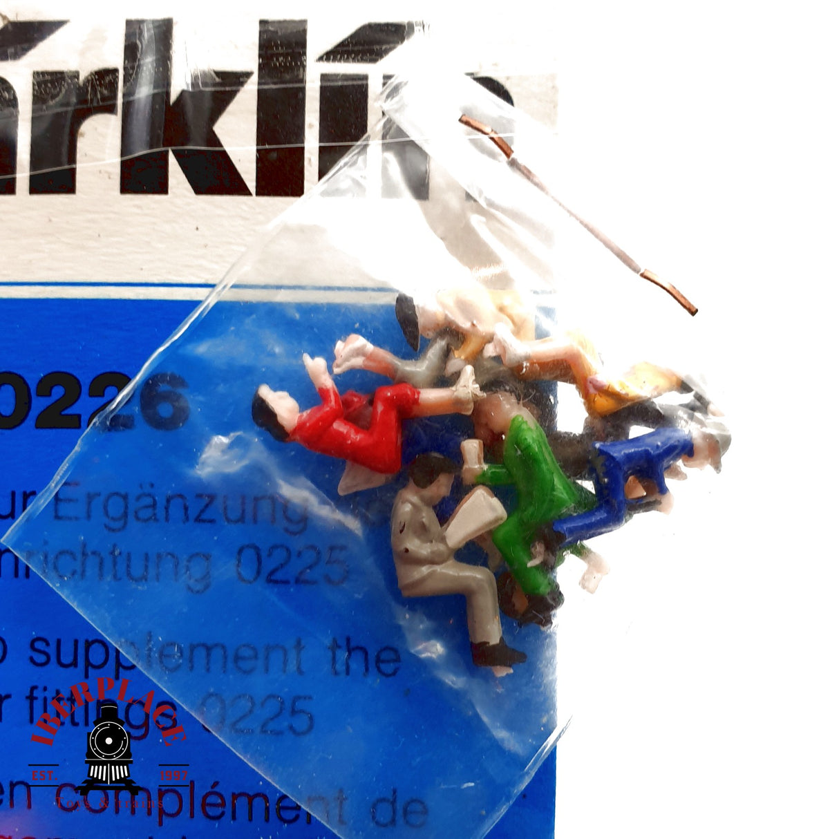 ♻️ Märklin 0226 Figuras de personas sentadas en la ventana del tren H0 escala 1:87 E20