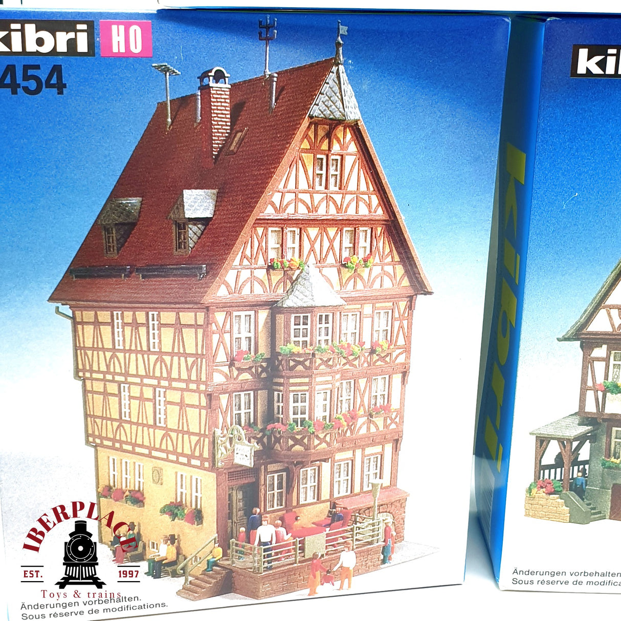 ♻️ Kibri 8462 Kit Pueblo con casas de entramado de madera y fuente H0 escala 1:87 E20