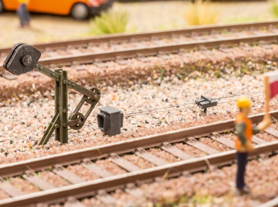 🧨 Liquidación – Noch 13600 Instalación tensora de desvíos 2.8 x 0.4 cm H0 escala 1:87