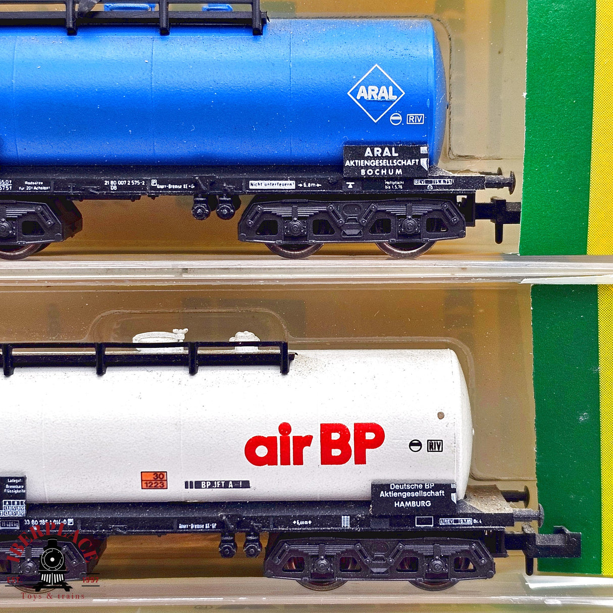 ♻️ 2da mano - Minitrix 3x vagones cisterna Fina Air BP Aral N escala 1:160 E13x