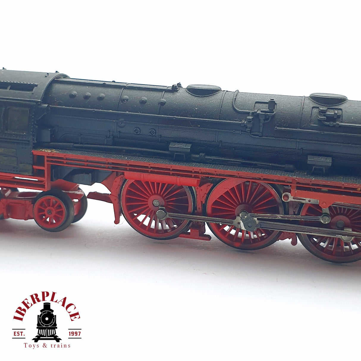 ♻️ 2da mano - Arnold 2215 Locomotora de vapor Negra N escala 1:160