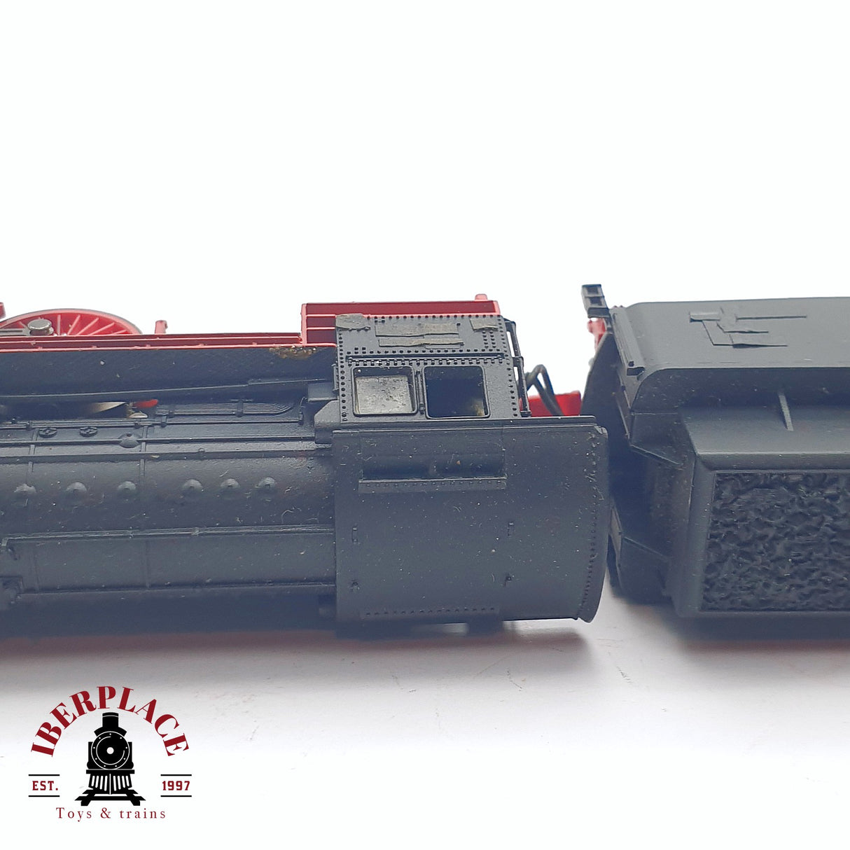 ♻️ 2da mano - Arnold 2215 Locomotora de vapor Negra N escala 1:160