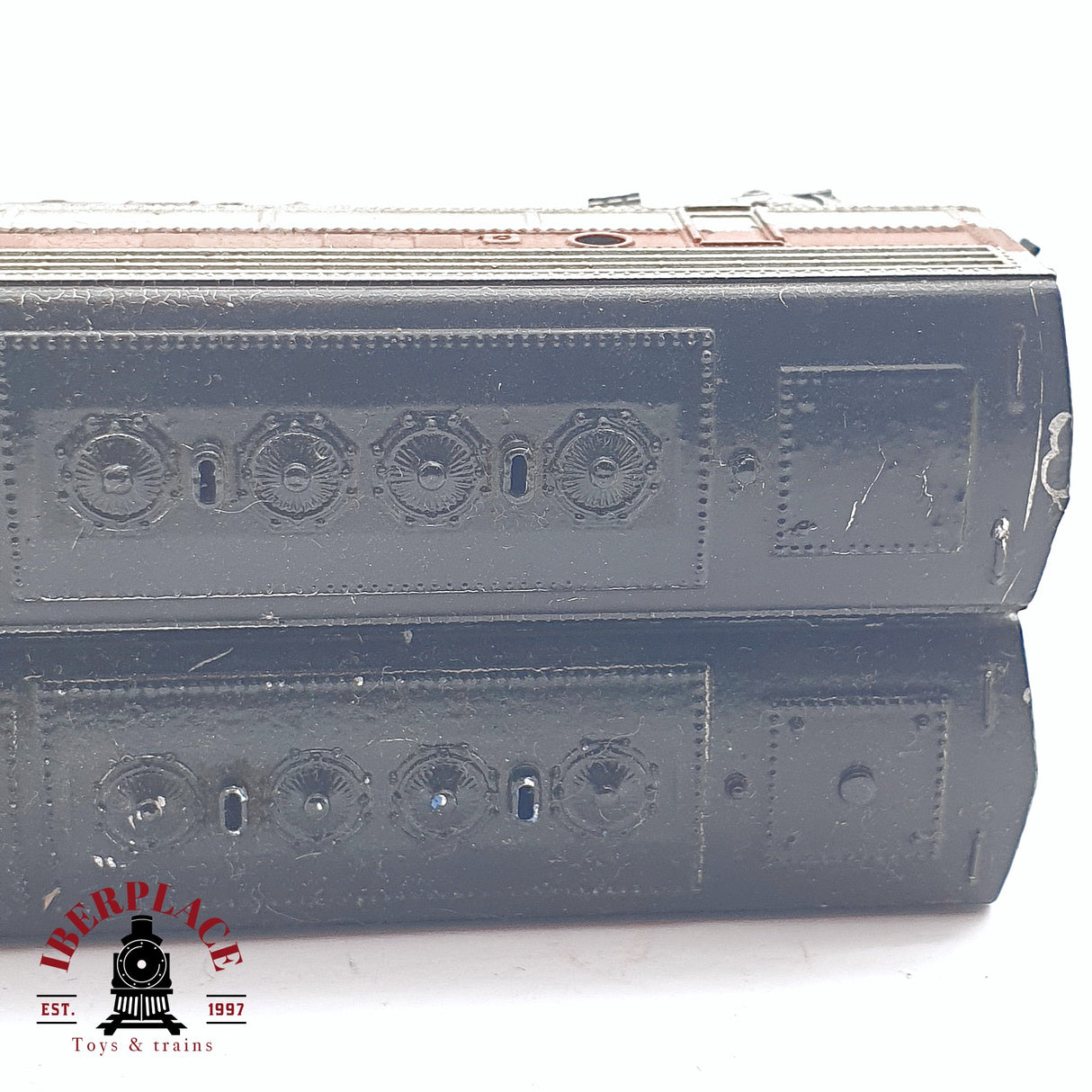 ♻️ 2da mano - Minitrix Locomotora diesel para aficionados N escala 1:160