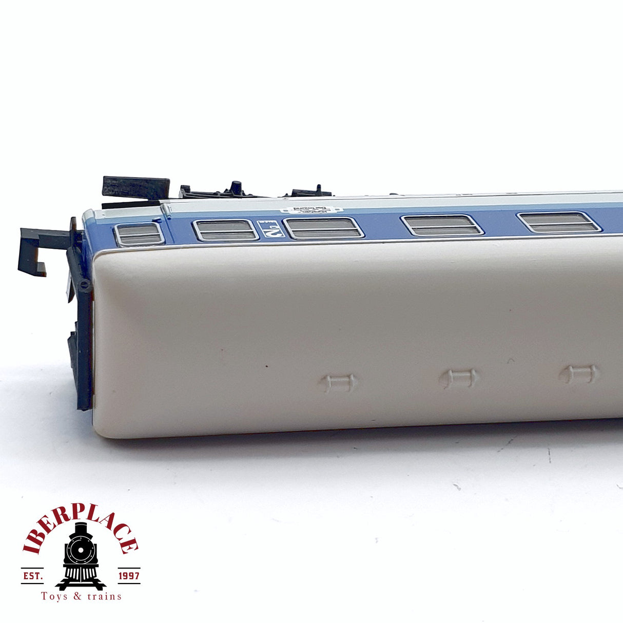 ♻️ 2da mano - Minitrix 13191 vagón pasajeros DB clase 2 N escala 1:160