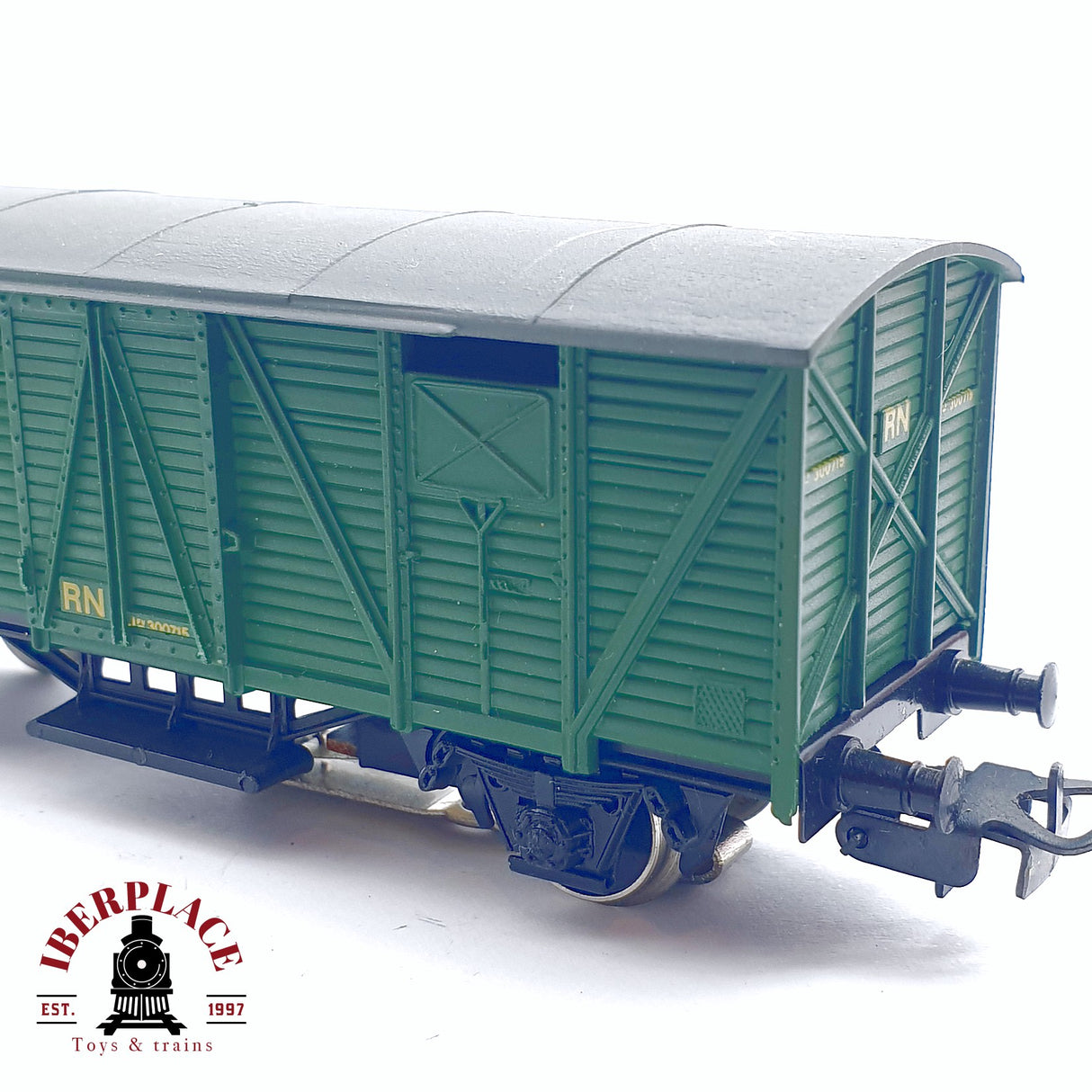 ♻️ 2da mano - AC Electrotren vagón mercancias cerrado RENFE con luz H0 escala 1:87