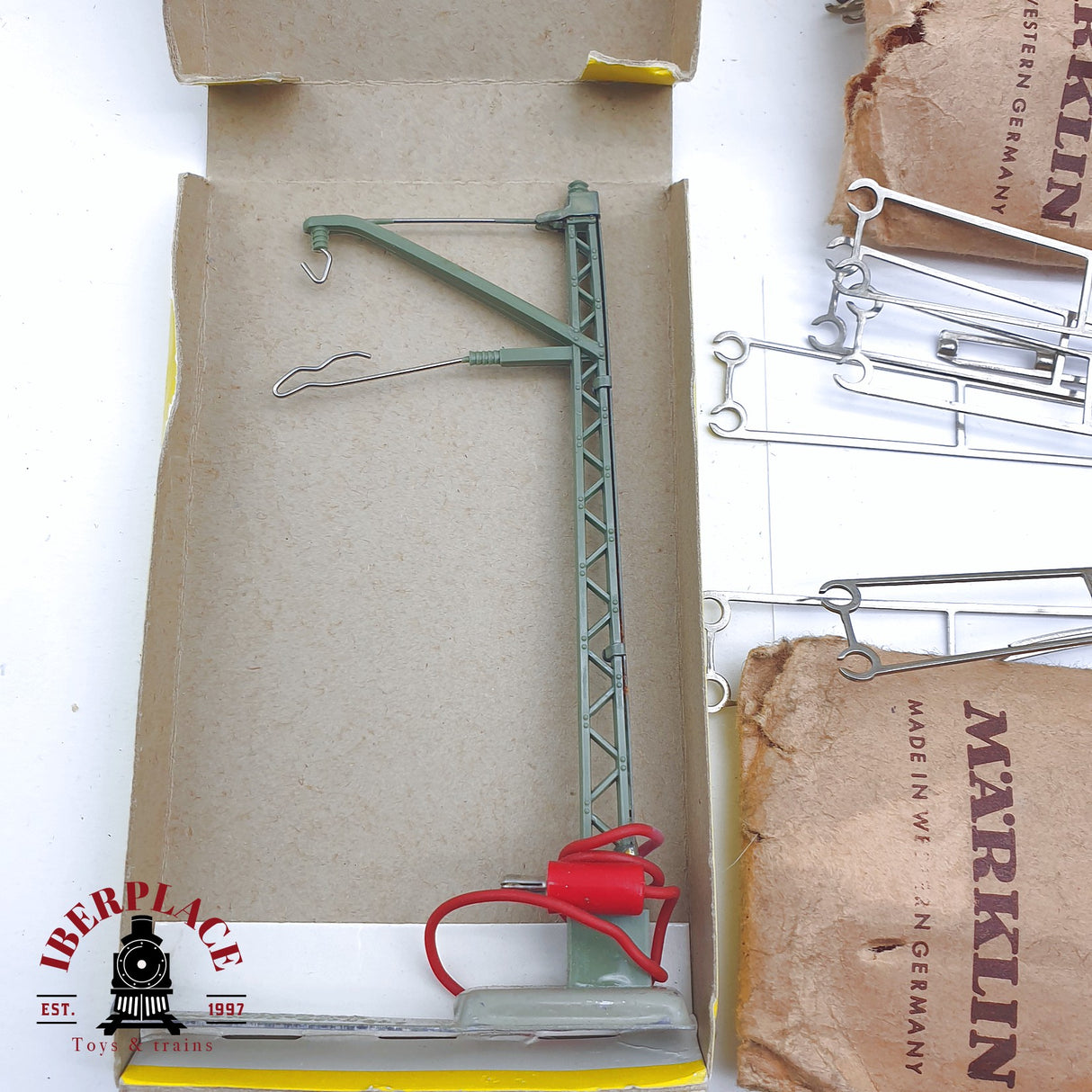 ♻️ 2da mano - Märklin 65x hilo de catenaria y mástil de catenarias H0 escala 1:87
