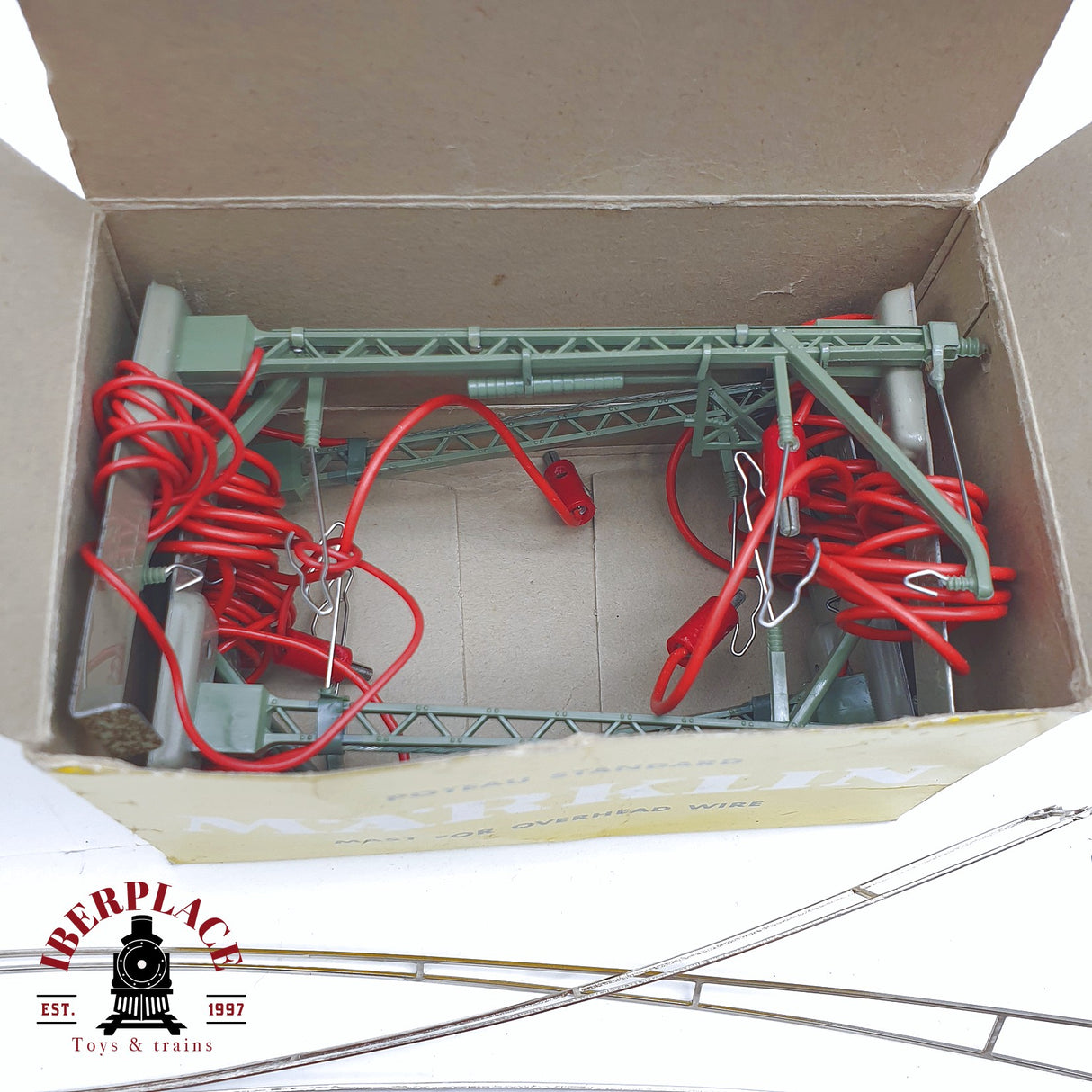 ♻️ 2da mano - Märklin 65x hilo de catenaria y mástil de catenarias H0 escala 1:87