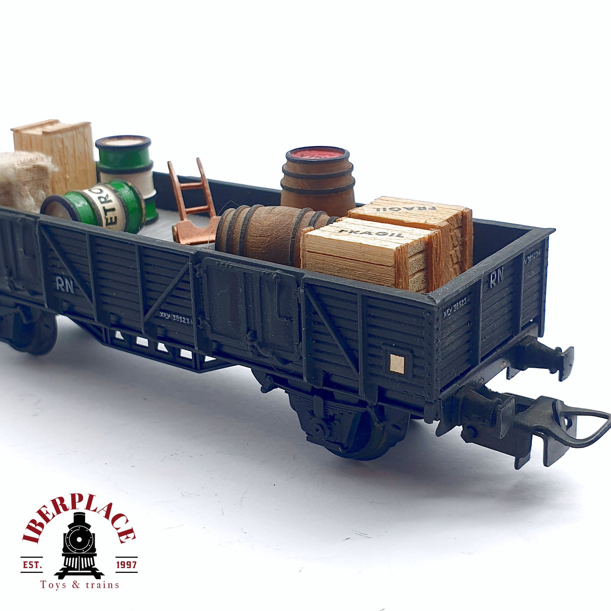 ♻️ 2da mano - DC Electrotren vagón de bordes altos con carga bidones de petróleo RENFE H0 escala 1:87