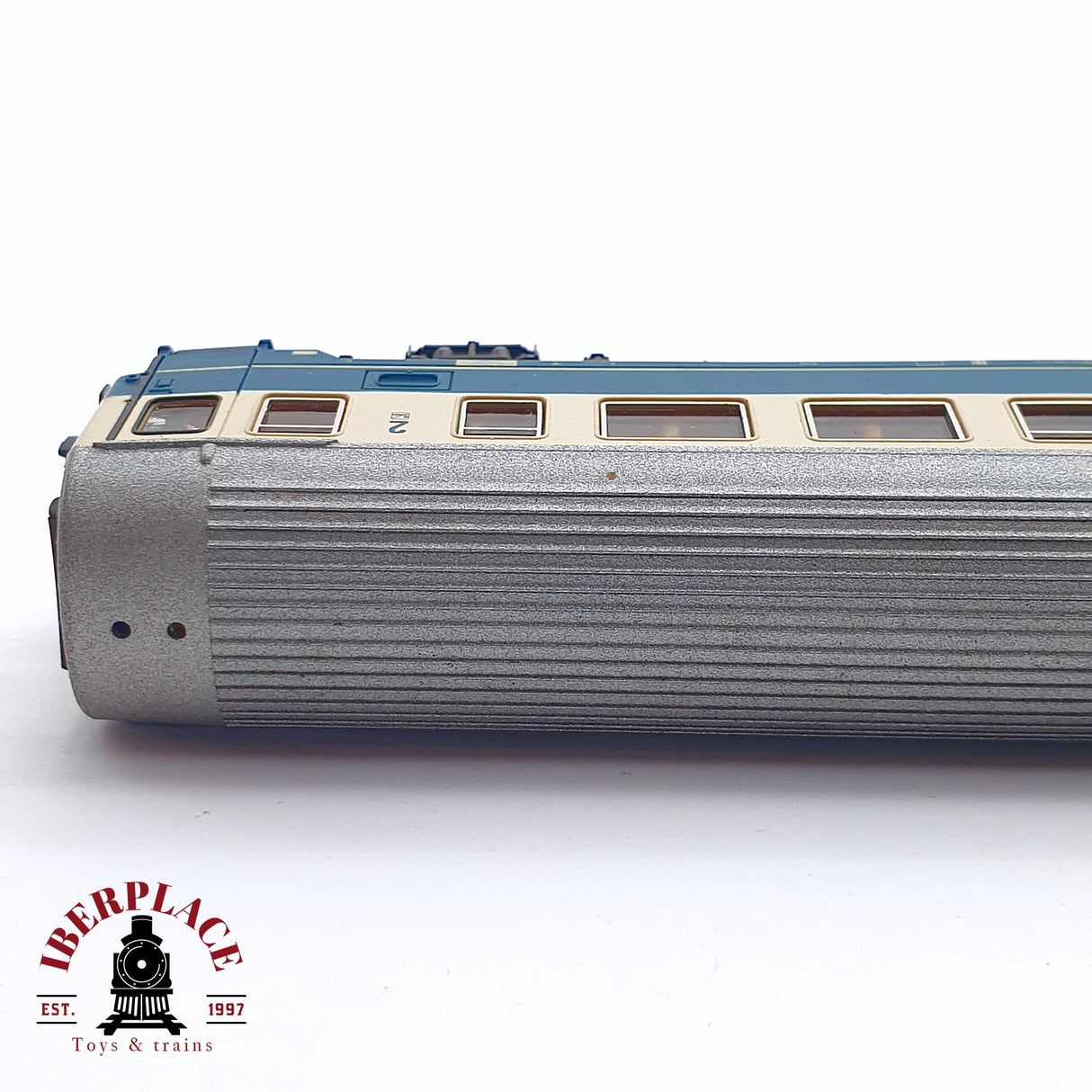 ♻️ 2da mano - Roco 24303 vagón pasajeros DB clase 2 N escala 1:160