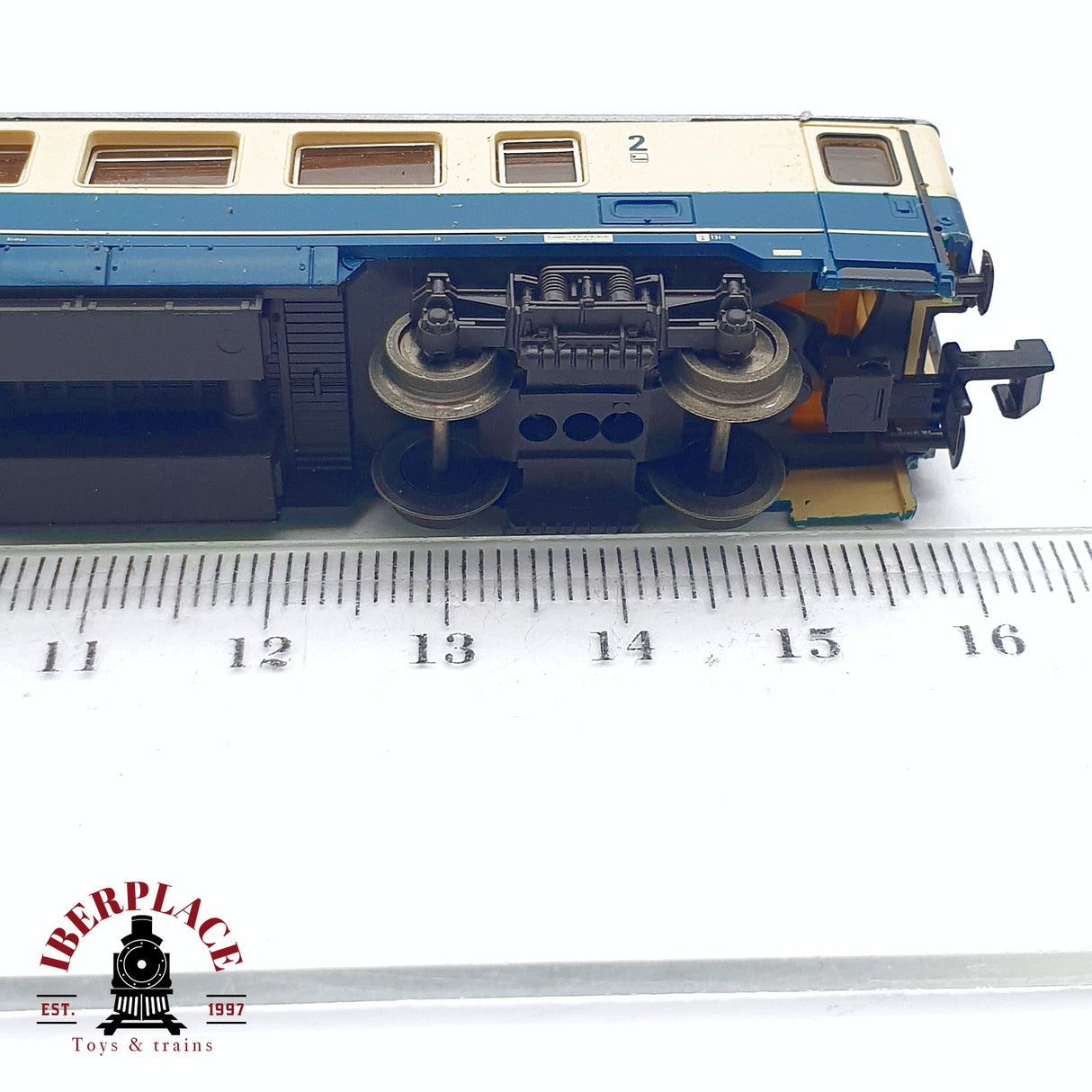 ♻️ 2da mano - Roco 24303 vagón pasajeros DB clase 2 N escala 1:160