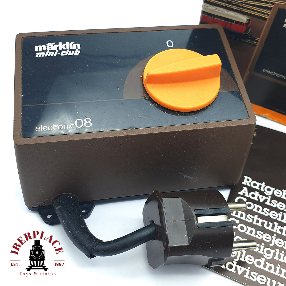 ♻️ 2 mano - Märklin 6101 Transformador Electronic 08 220V 8VA Z escala 1:220 EZ07