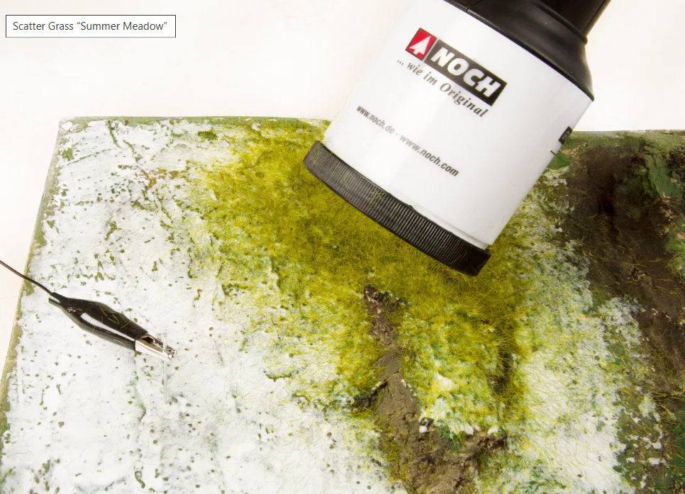 NOCH 08310 Césped Electroestático “Pradera de Verano” – 2,5 mm 20 Gr. para Maquetas de Modelismo Ferroviario
