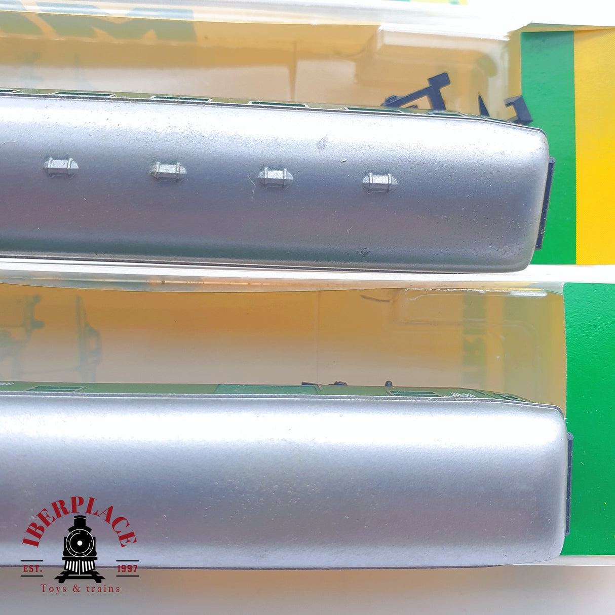 ♻️ 2 mano - Minitrix 5x vagones pasajero y equipaje clase 1-2 N escala 1:160 TEN06