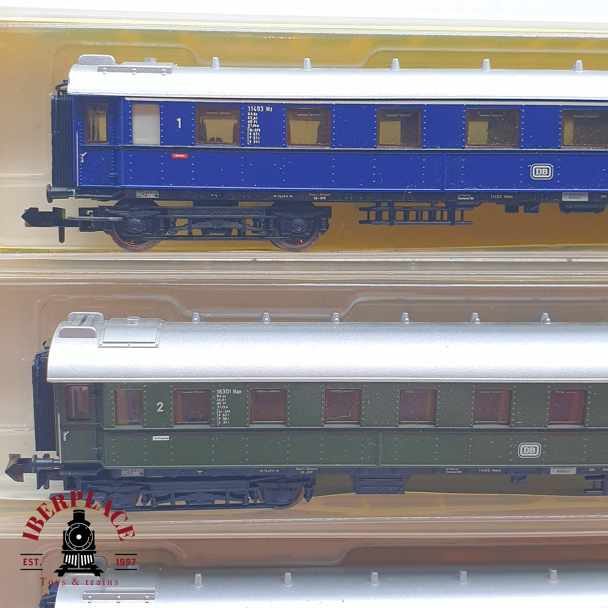 ♻️ 2 mano - Minitrix 3x vagones pasajeros y equipaje DB clases 1-2 N escala 1:160 TEN06