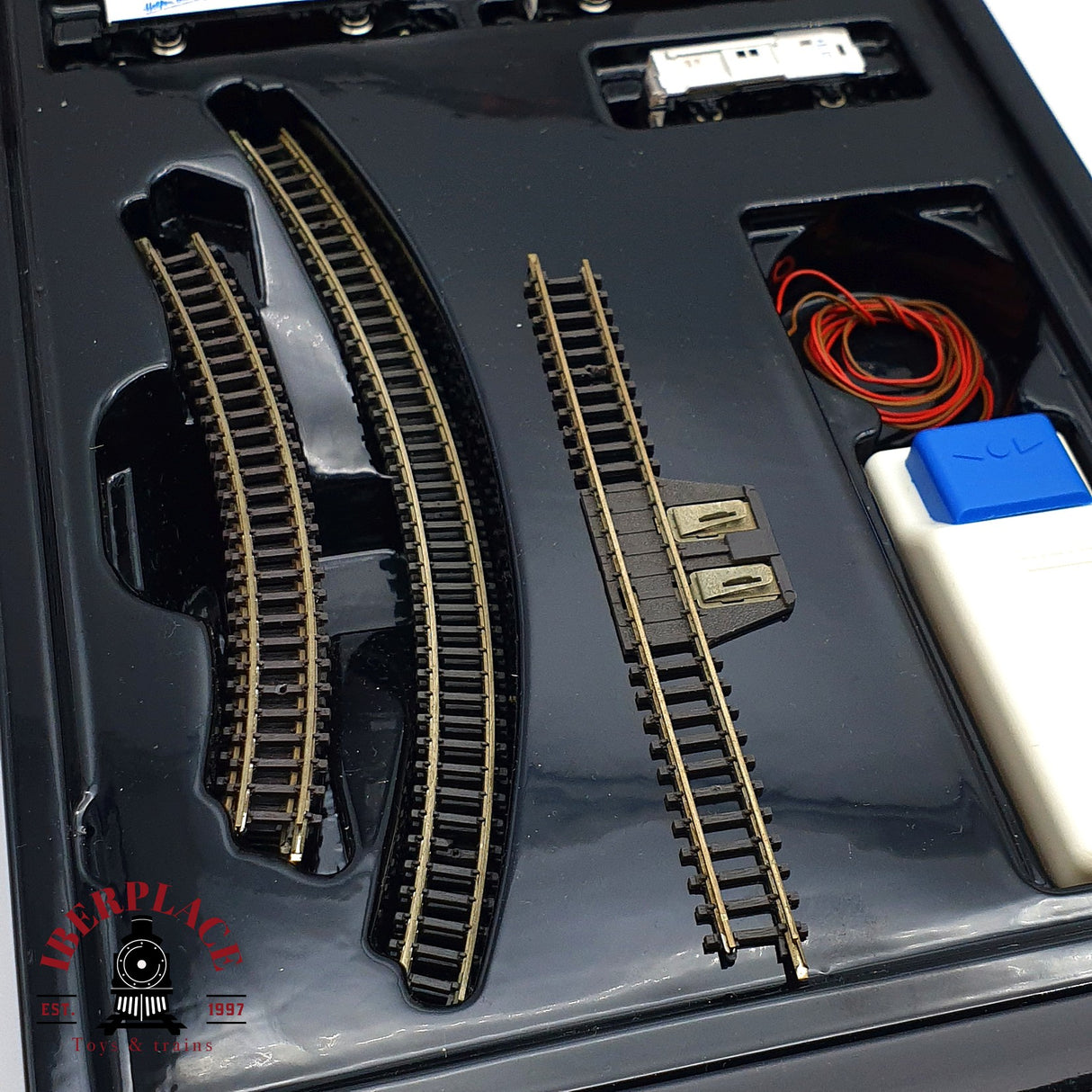 ♻️ 2 mano - Märklin 8114 set Locomotora 125 años cruz roja Z escala 1:220 EZ07