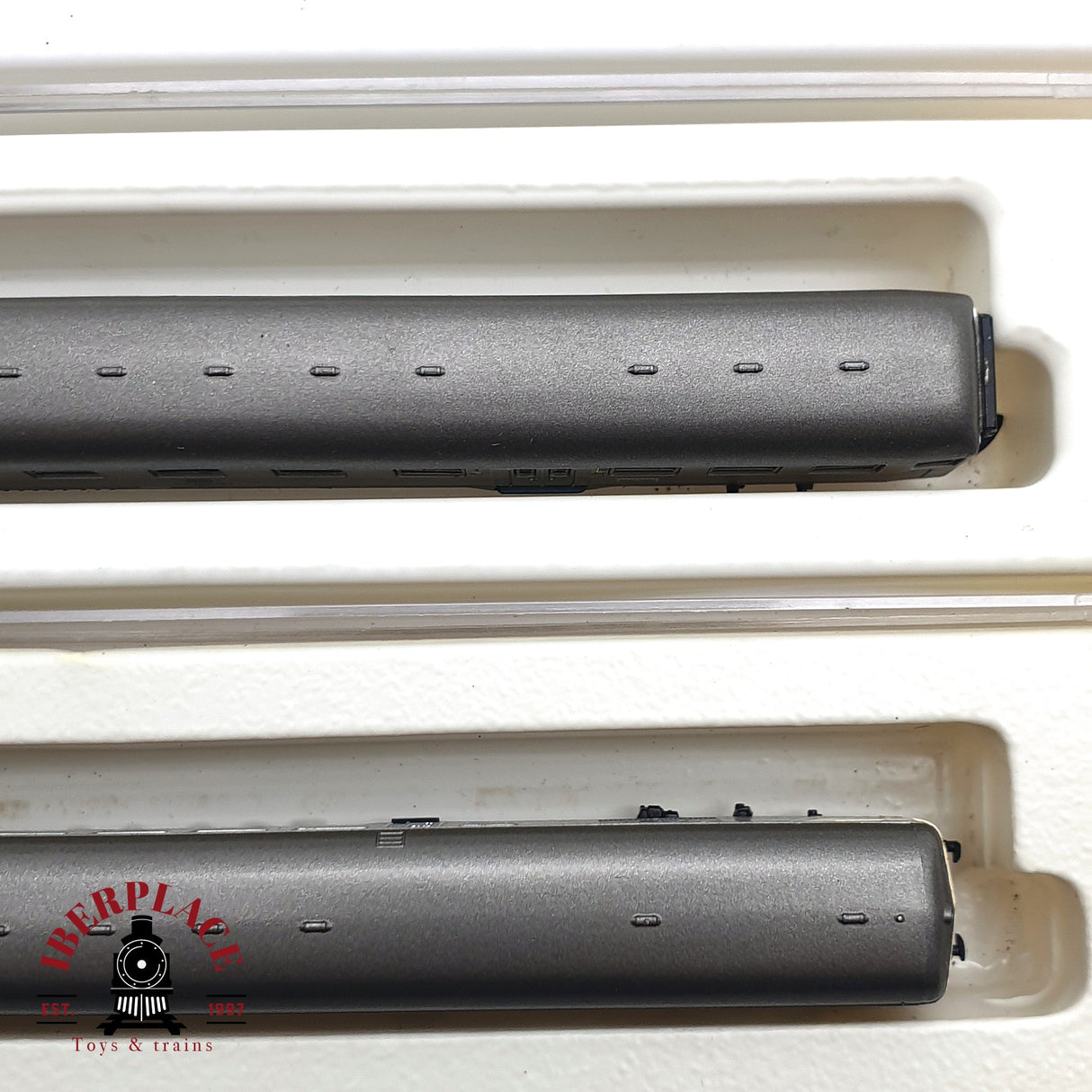 ♻️ 2 mano - Märklin 4x vagones pasajero clases 1-2 silver DB Z escala 1:220 EZ07