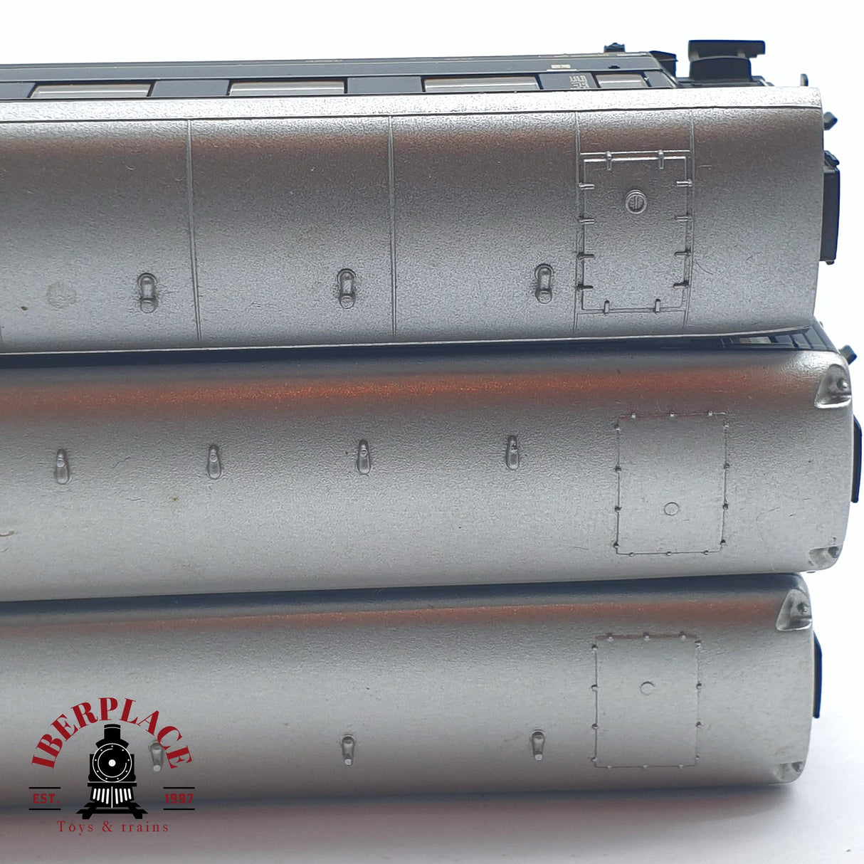 ♻️ 2 mano - Minitrix 3x vagones pasajero DB clases 1-2 N escala 1:160 AN03