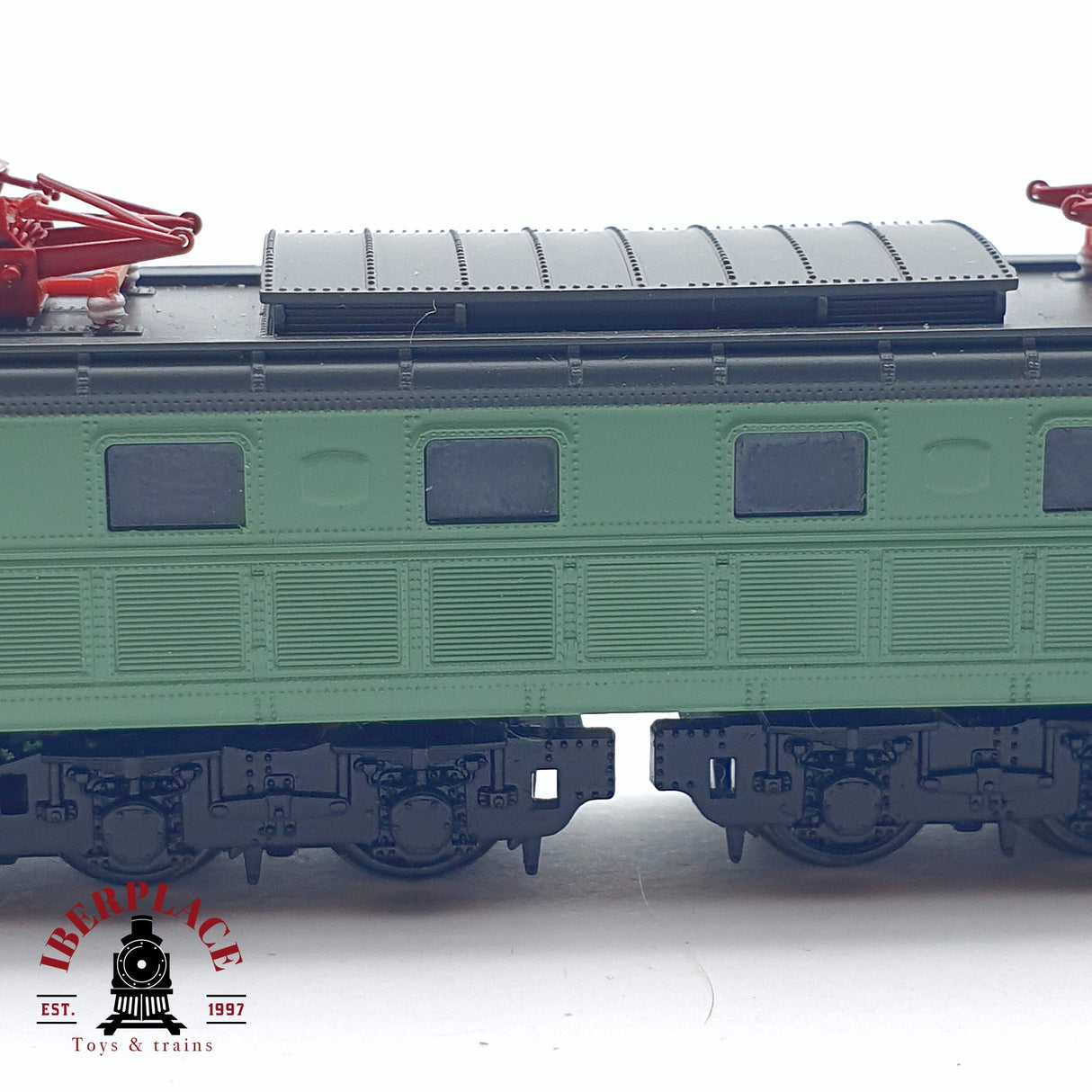 ♻️ 2da mano - IBERTREN Locomotora Eléctrica RENFE color verde N escala 1:160