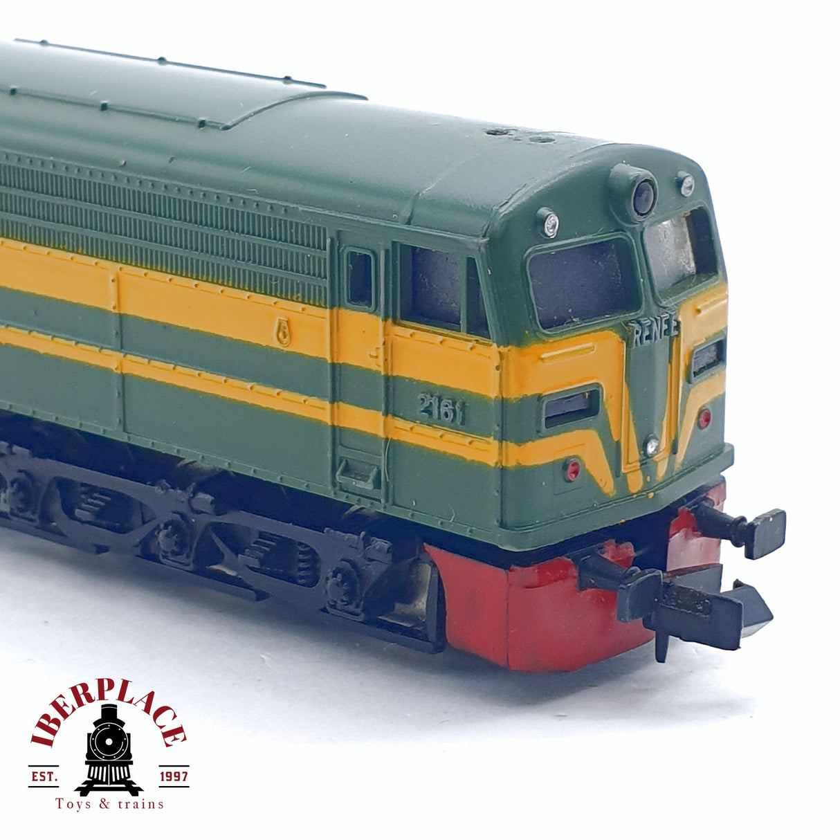 ♻️ 2da mano - IBERTREN Locomotora diesel verde con franja amarilla RENFE 2161 N escala 1:160