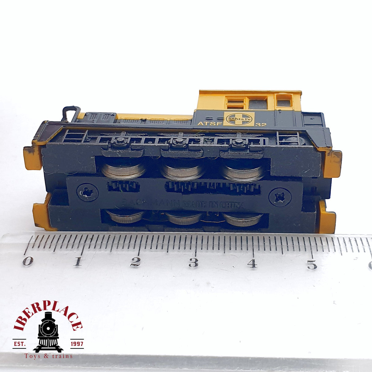 ♻️ 2da mano - Bachmann 60052 Locomotora diesel SANTA FE ATSF 32 N escala 1:160