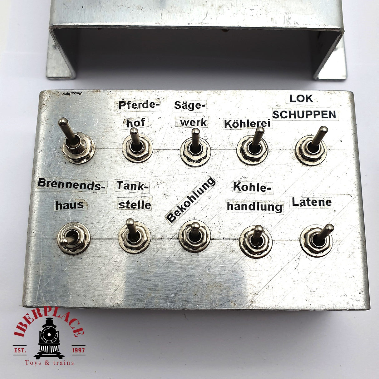 ♻️ 2da mano - Lote mixto Barco interruptores de metal motor asfalto H0 escala 1:87 E15