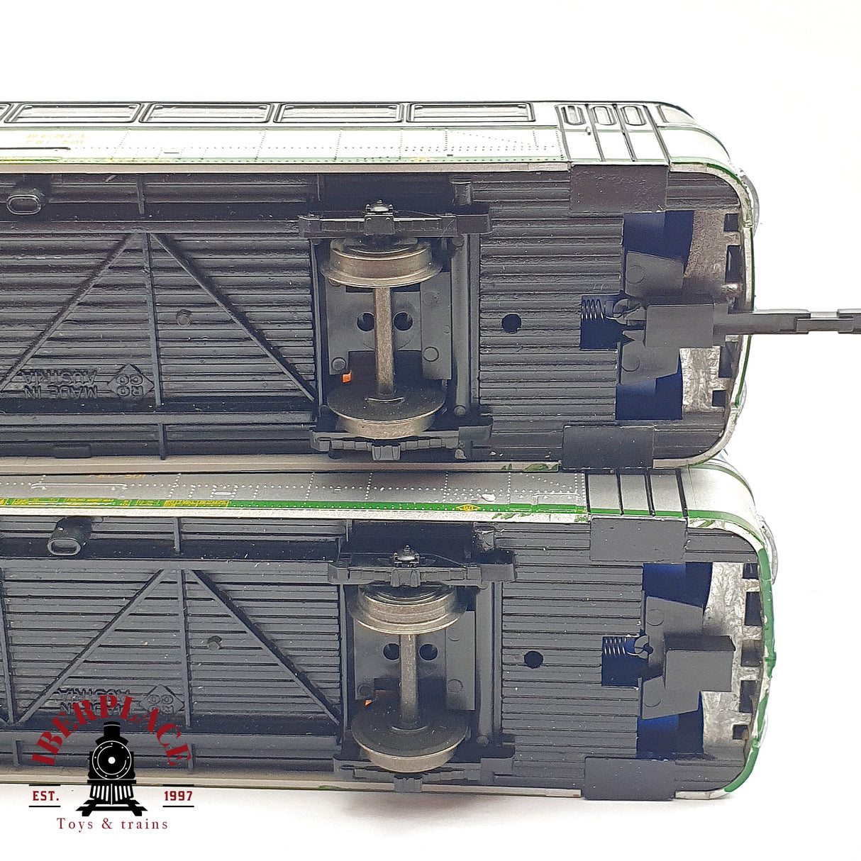 ♻️ DC Roco 43063 Remolques de automotor RENFE FRI 301 H0 escala 1:87