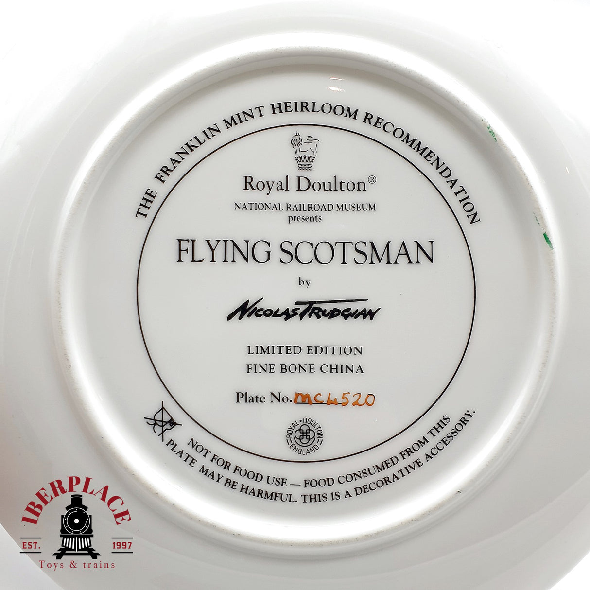 Exclusivo Plato de Colección: Locomotora de Vapor "Flying Scotsman" - Edición Limitada Royal Doulton / Franklin Mint (Porcelana Fina)