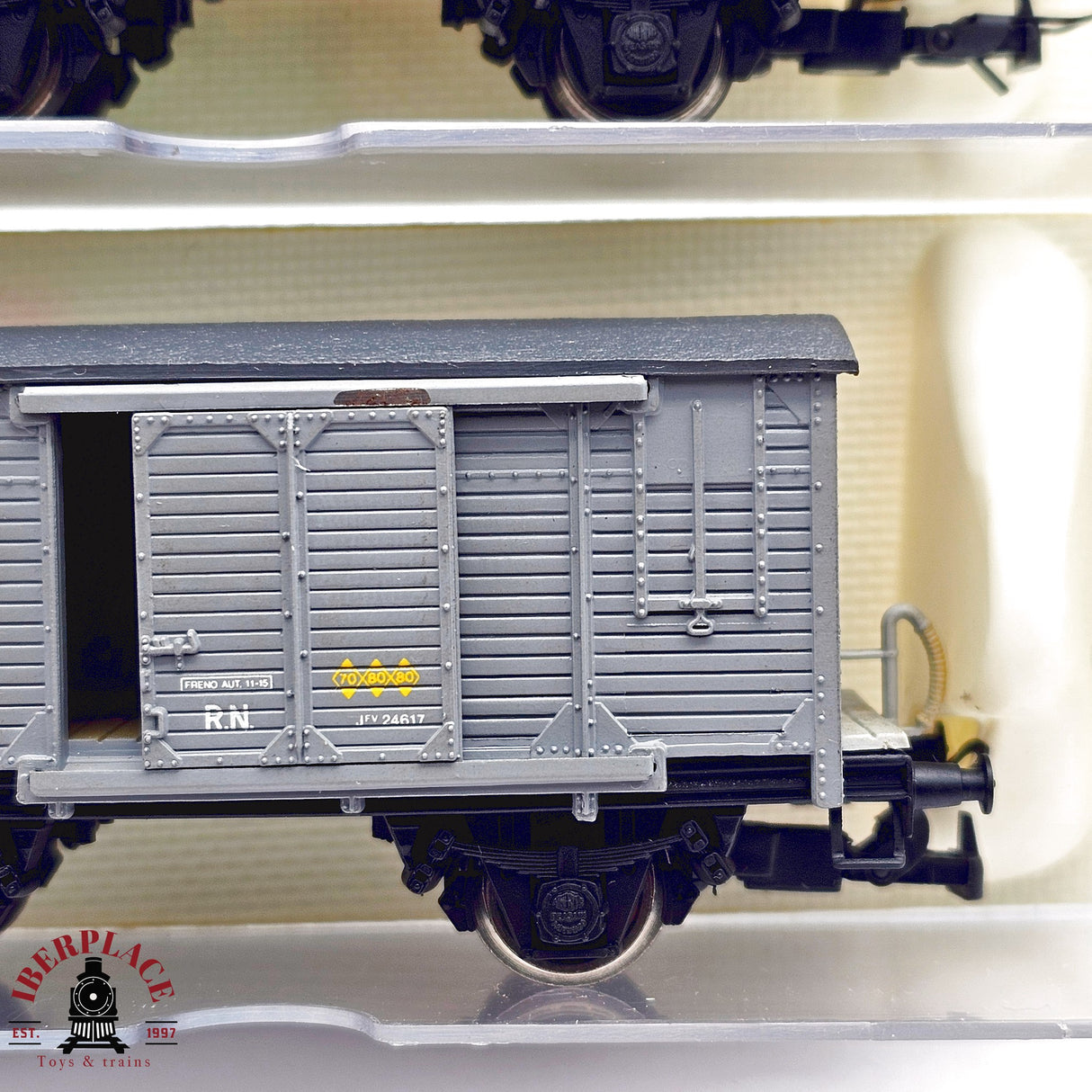 ♻️ 2da mano - DC Electrotren 2x 1860 vagones cerrados con puerta corredera RENFE H0 escala 1:87 A15
