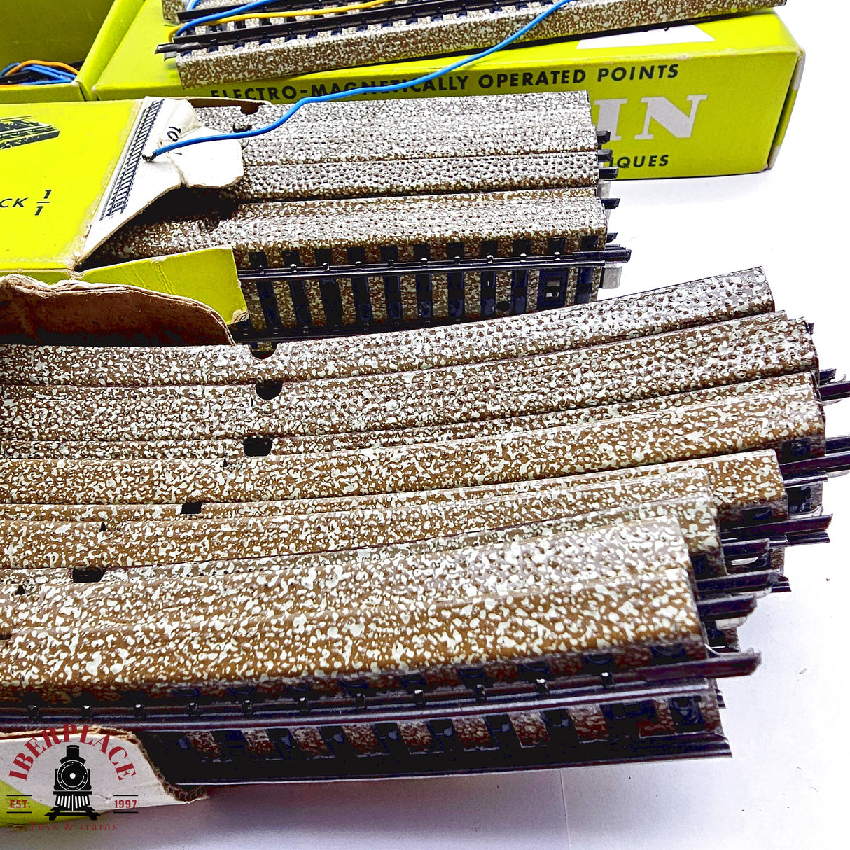 ♻️ 2da mano - Märklin Lote de vías curvas rectas desvíos sistema M H0 escala 1:87 E13