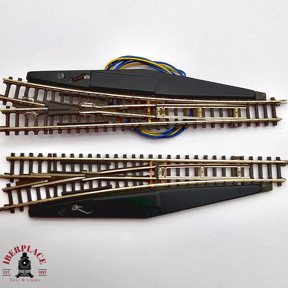 ♻️ 2da mano - Märklin 2x 8561 8564 desvíos izquierda y derecha Z escala 1:220 E14 3/13