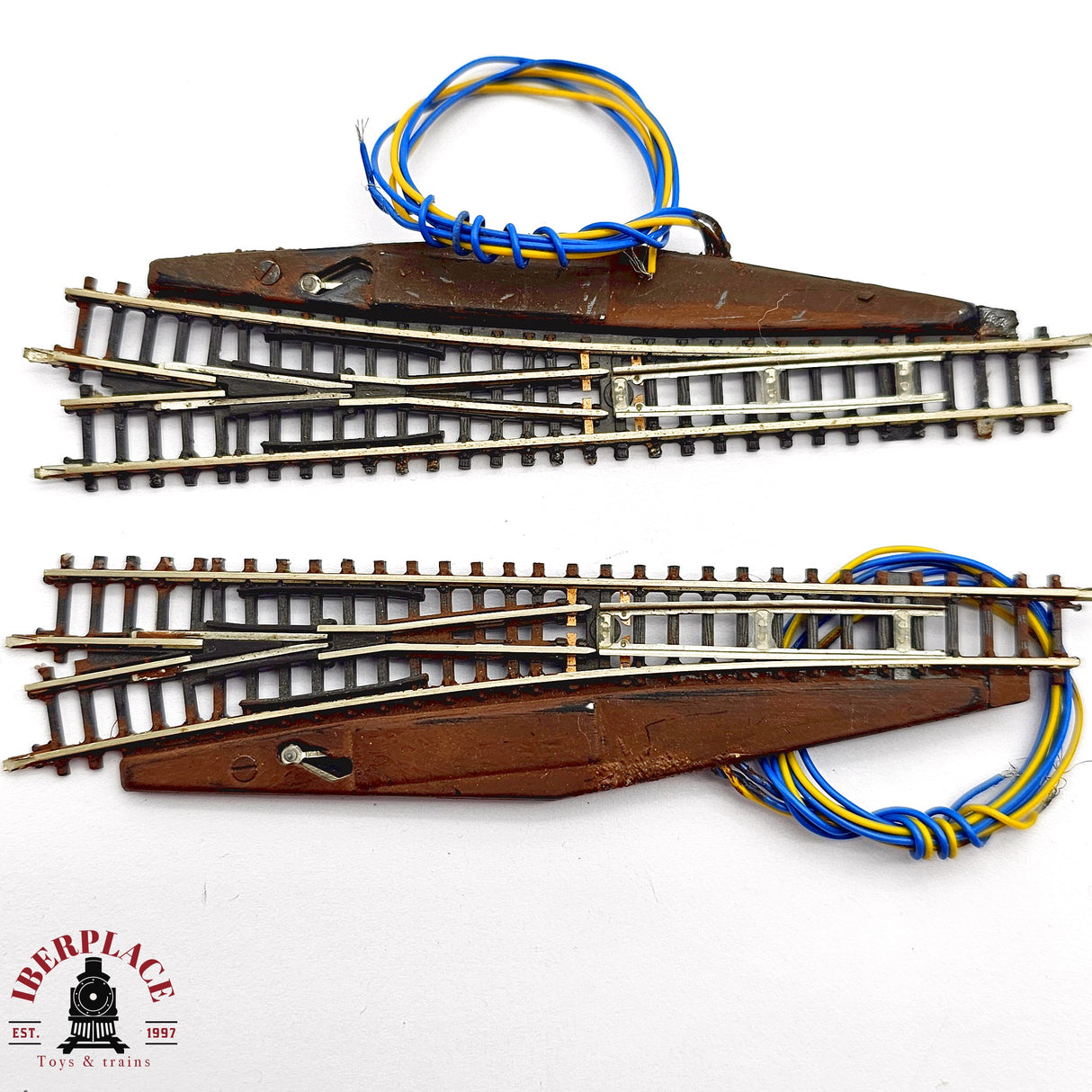♻️ 2da mano - Märklin 2x 8561 8564 desvíos izquierda y derecha Z escala 1:220 E14 13/13