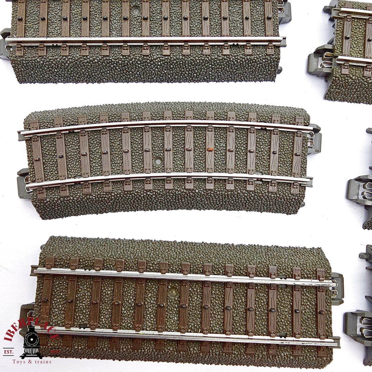 ♻️ 2da mano - Märklin 16x vías curvas y rectas sistema C H0 escala 1:87 E14