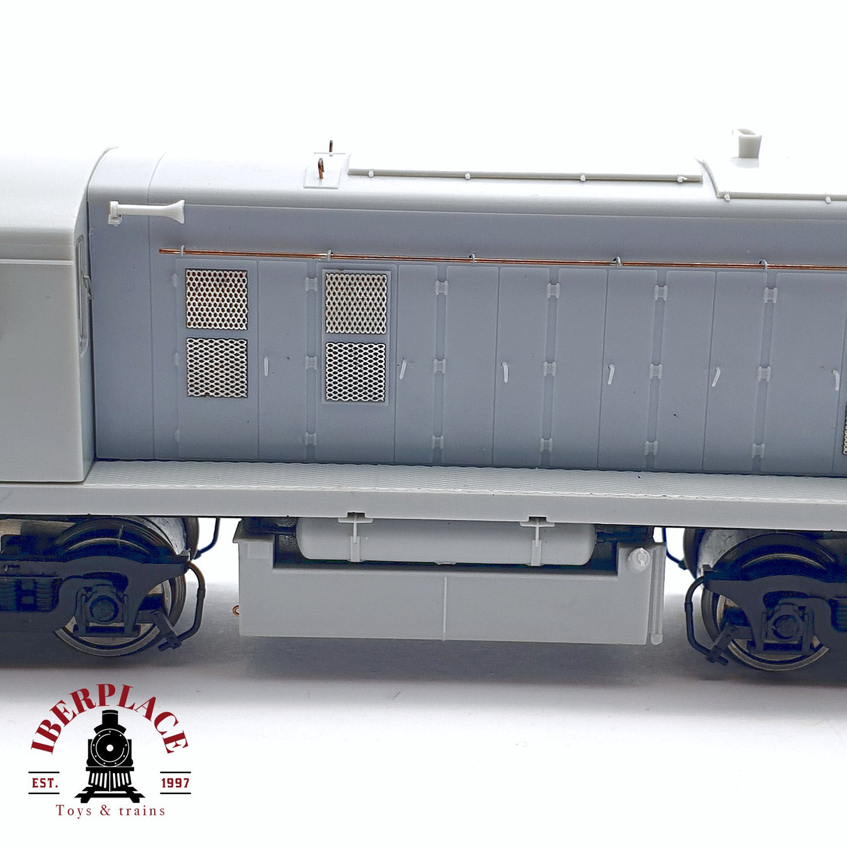 🆕 Mabar - 81315 Locomotora diesel Alco 1300 RENFE SIN PINTAR Modelo DC nueva con caja H0 escala 1:87