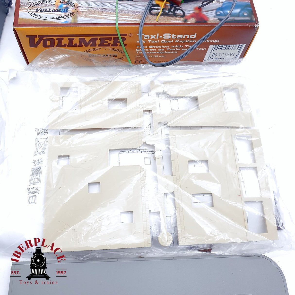 ♻️ 2da mano - Vollmer Bachmann Taxi stand Deposito shell piezas para repuesto H0 escala 1:87