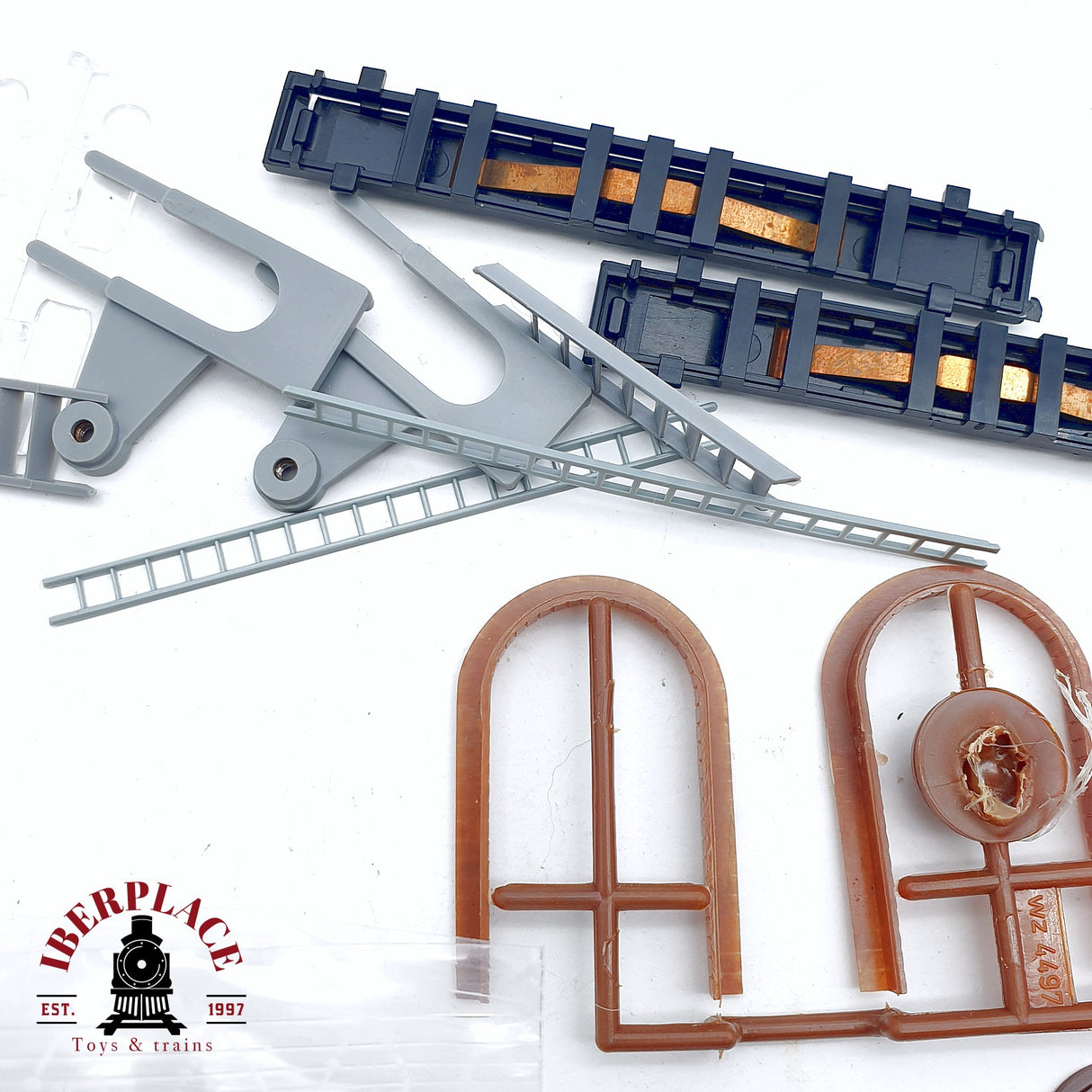 ♻️ 2da mano - Faller figuras barreras de paso a nivel bancos ventanas etc H0 escala 1:87