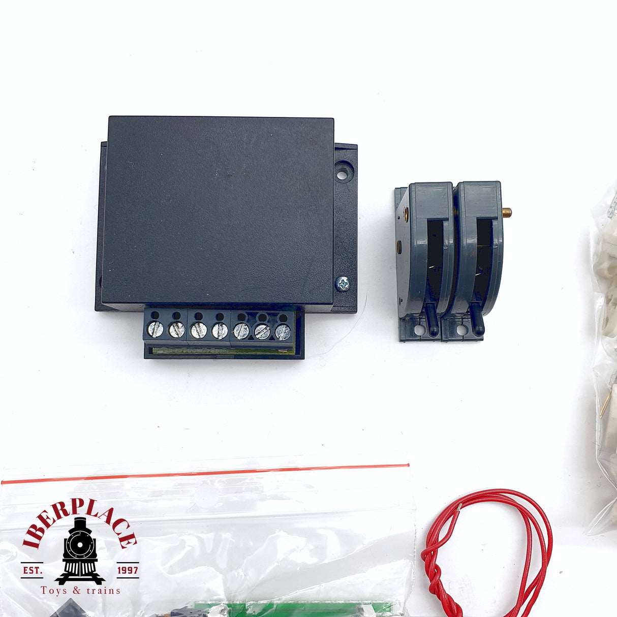 ♻️ 2da mano - Placas electrónicas, bombillas led, interruptor etc H0 escala 1:87