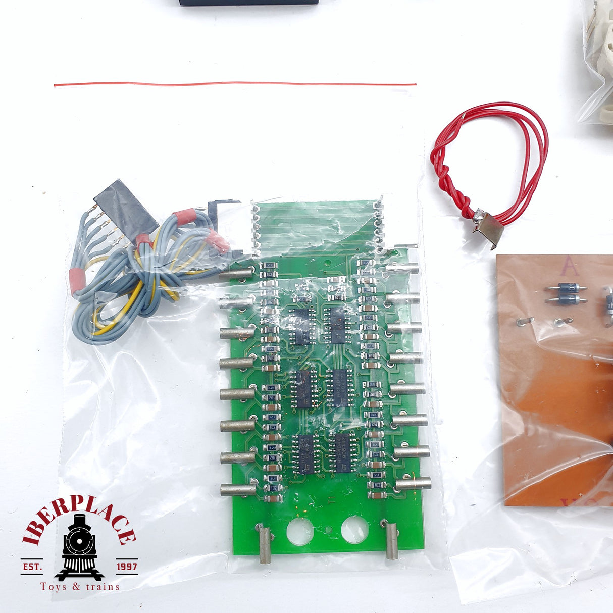 ♻️ 2da mano - Placas electrónicas, bombillas led, interruptor etc H0 escala 1:87