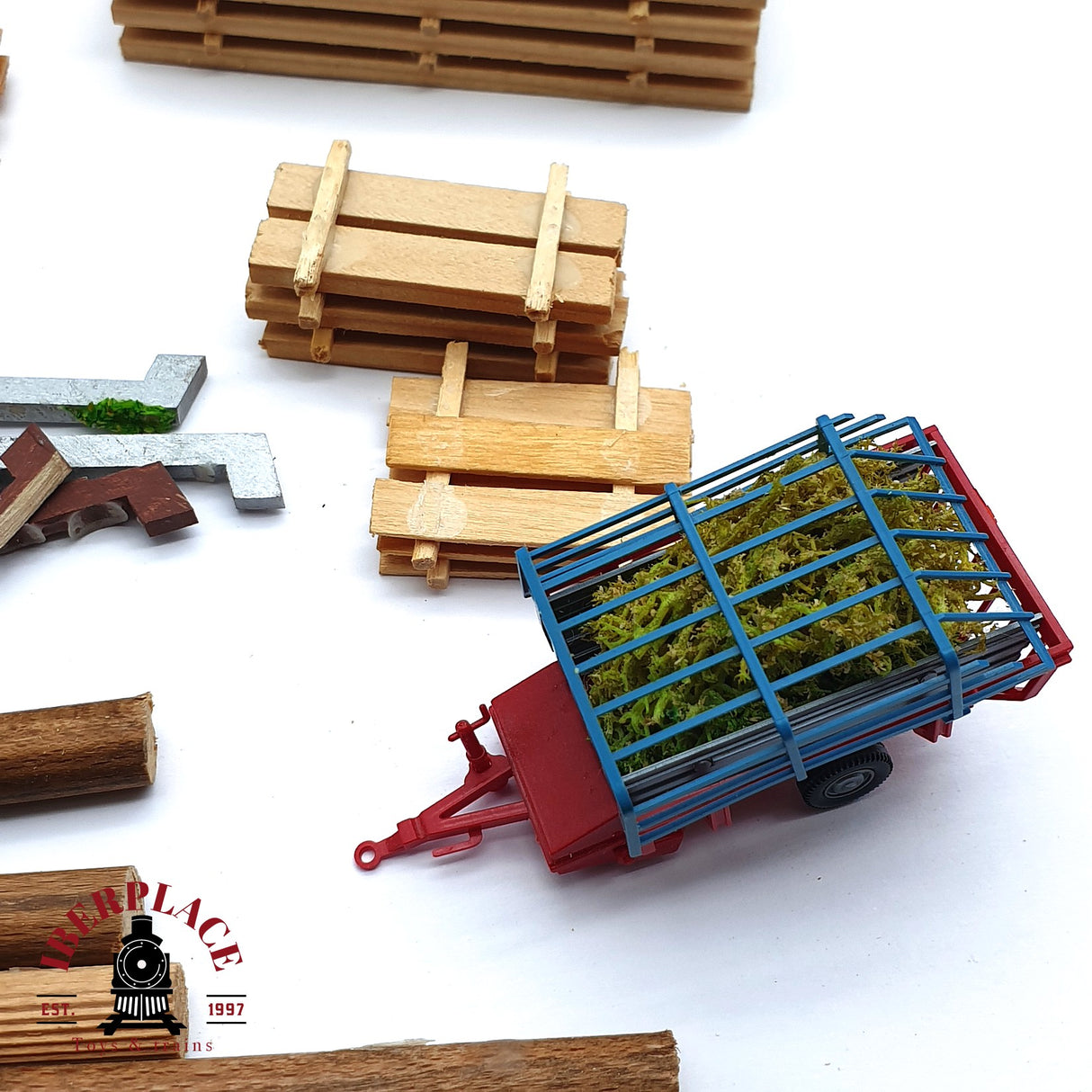 ♻️ 2da mano - Wiking palets madera troncos tractores para el campo H0 escala 1:87 EH010