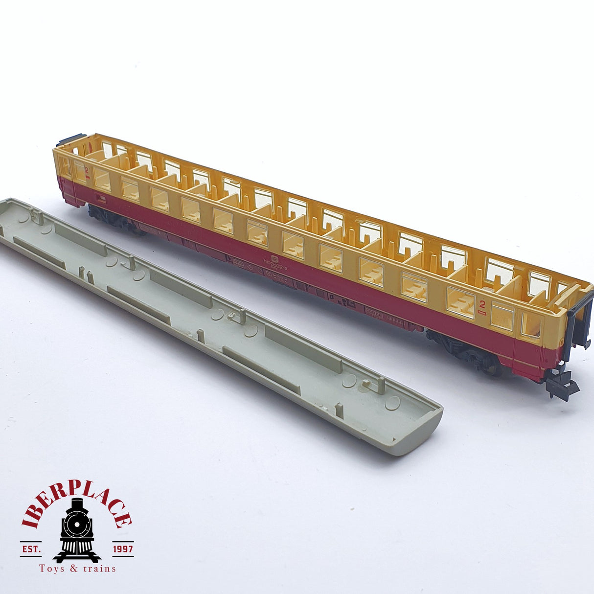 ♻️ 2 mano - Arnold 3811 vagón pasajeros DB clase 2 N escala 1:160 TEN04