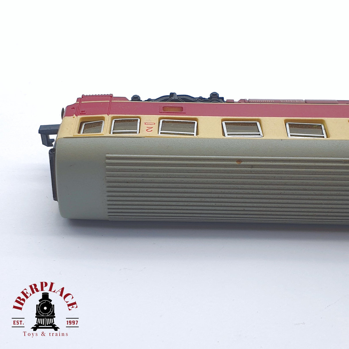 ♻️ 2 mano - Arnold 3811 vagón pasajeros DB clase 2 N escala 1:160 TEN04