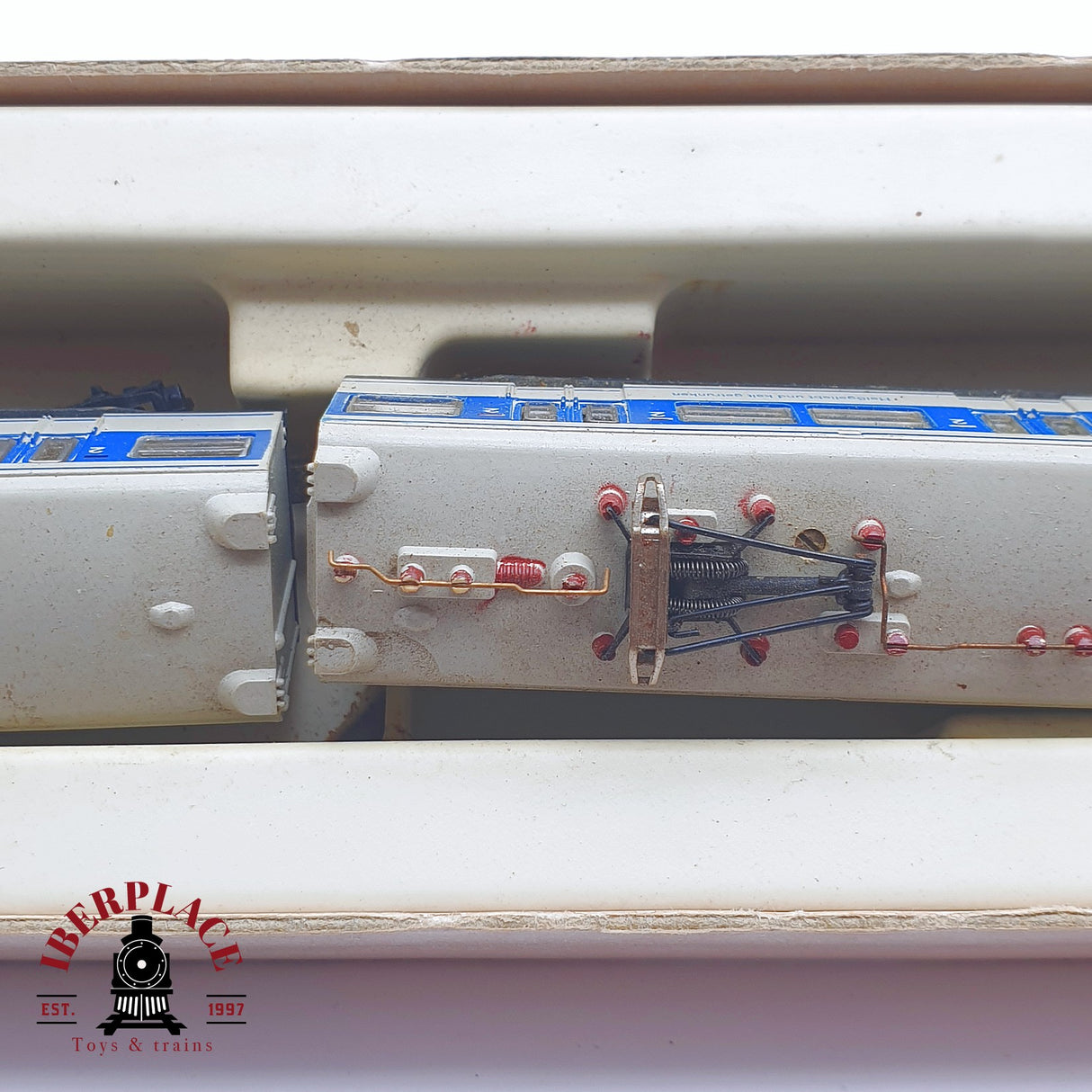 ♻️ 2 mano - Arnold 2940 Locomotora BR 420 con publicidad N escala 1:160 TEN04