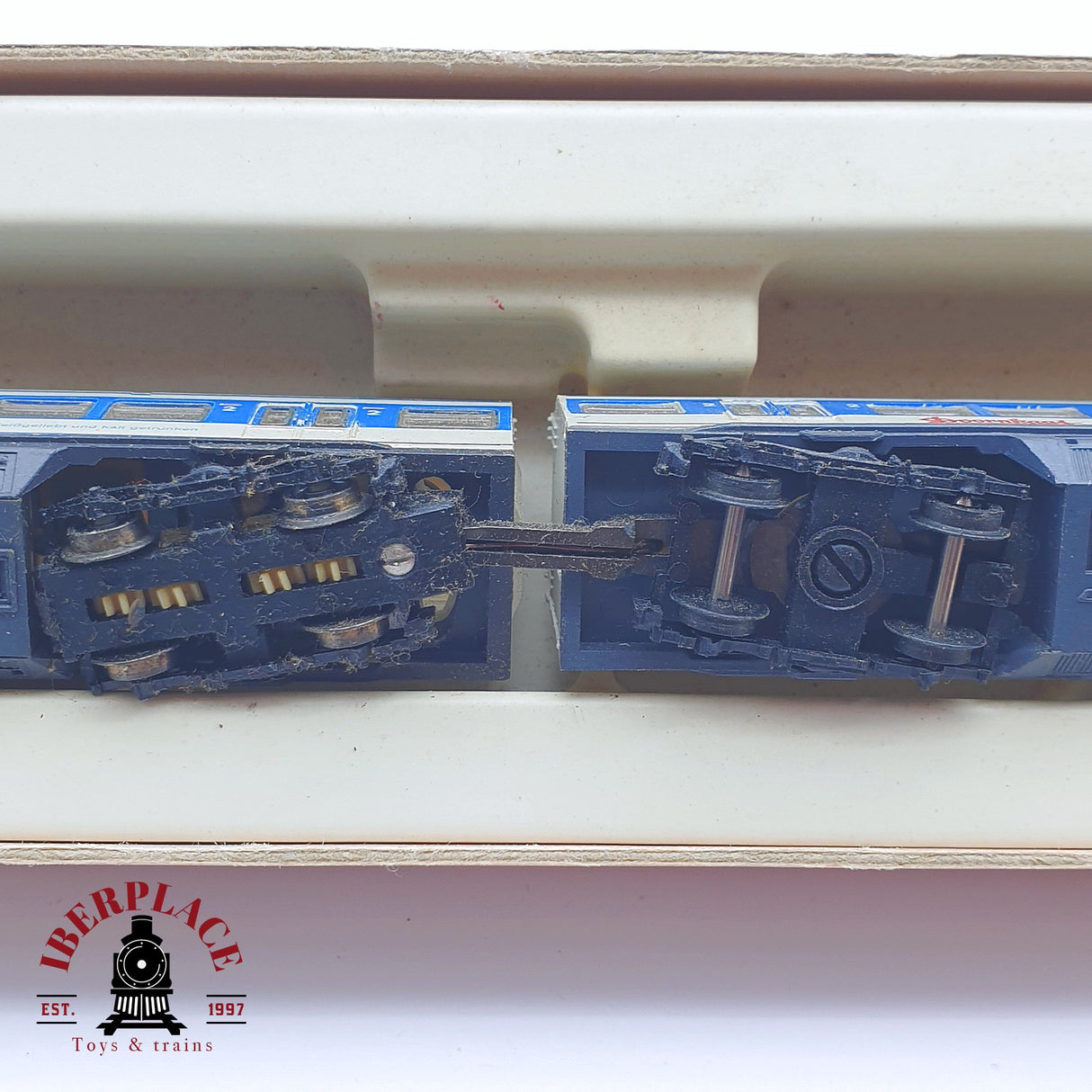 ♻️ 2 mano - Arnold 2940 Locomotora BR 420 con publicidad N escala 1:160 TEN04